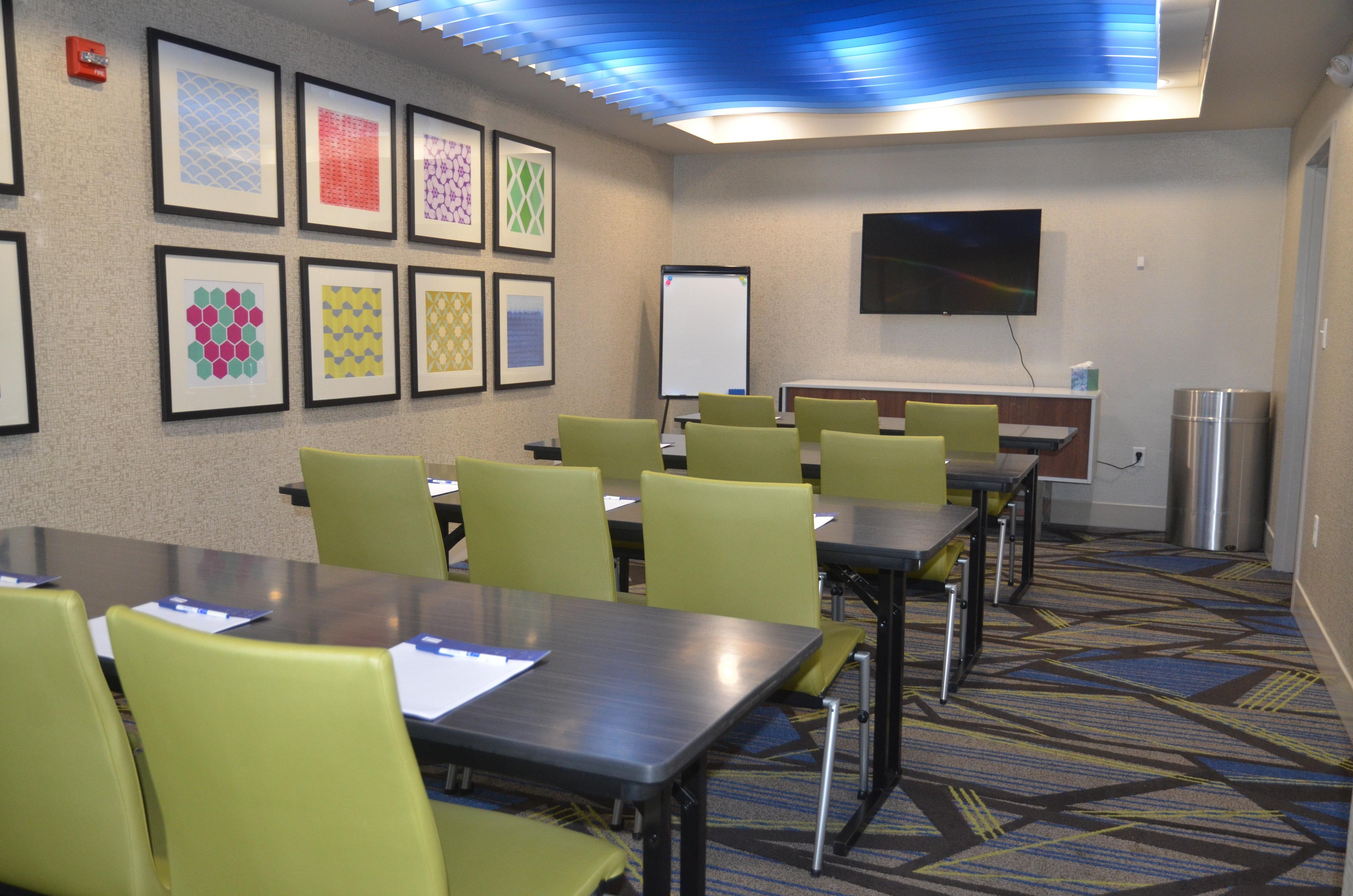 Holiday Inn Express Hotel & Suites Rochester By Ihg Exteriér fotografie