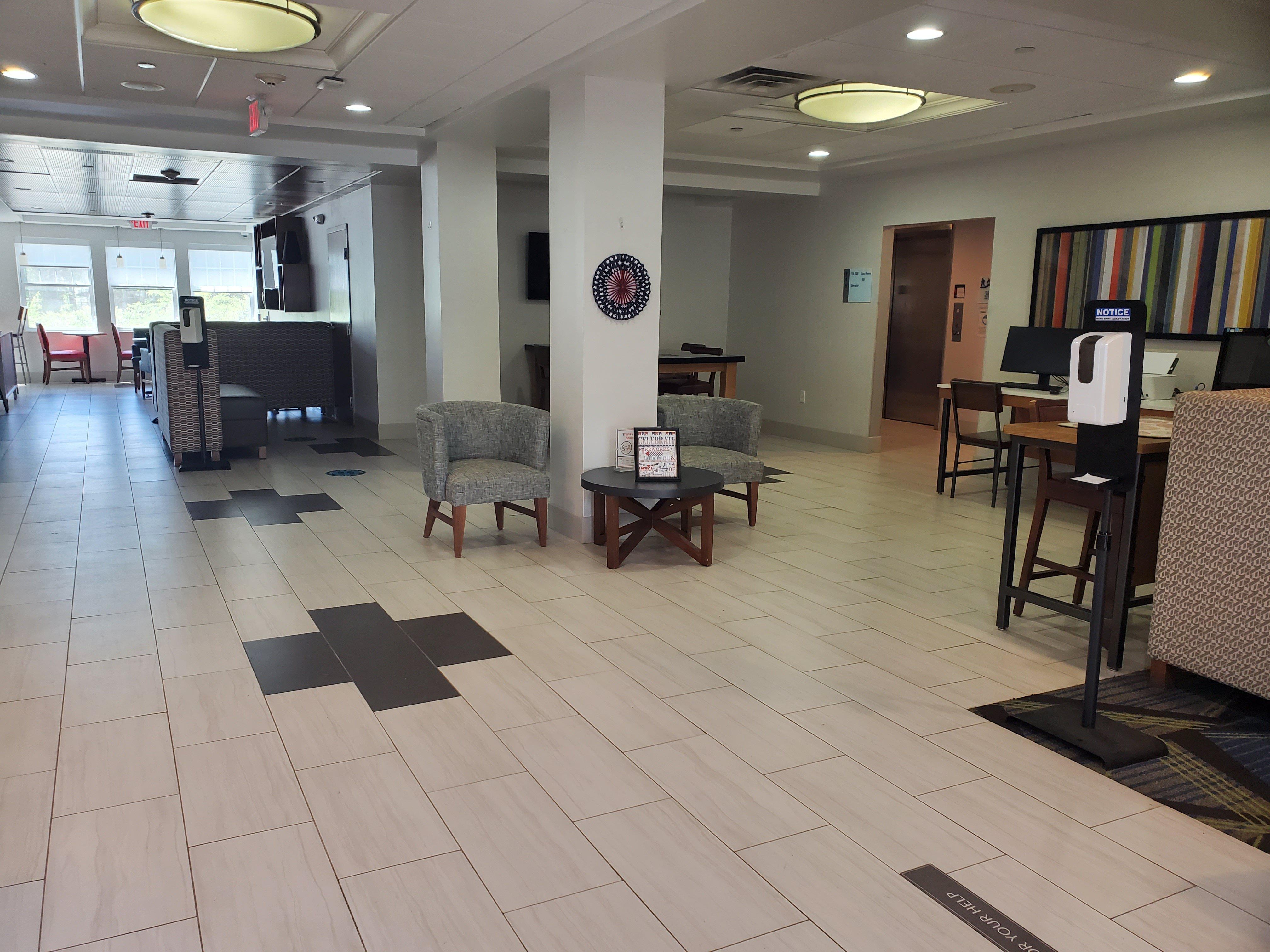 Holiday Inn Express Hotel & Suites Rochester By Ihg Exteriér fotografie