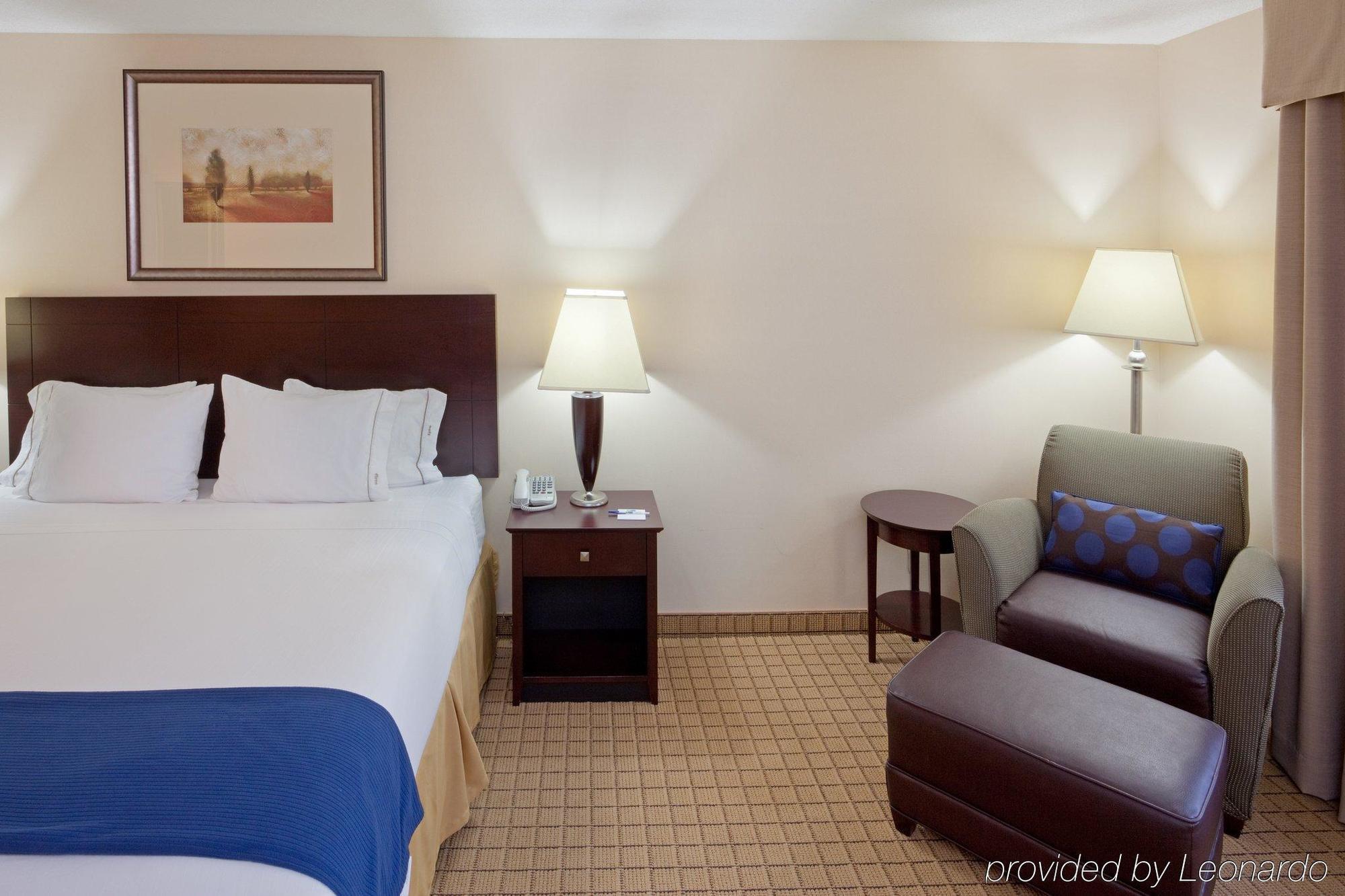 Holiday Inn Express Hotel & Suites Rochester By Ihg Pokoj fotografie